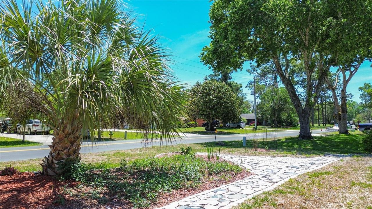 39 Pine Street , Homosassa, FL 34446 Photo