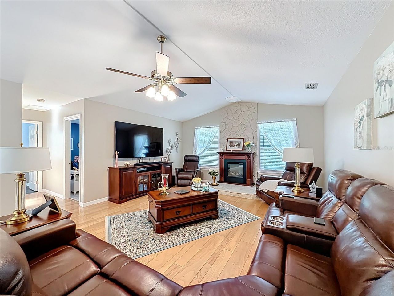 39 Pine Street , Homosassa, FL 34446 Photo