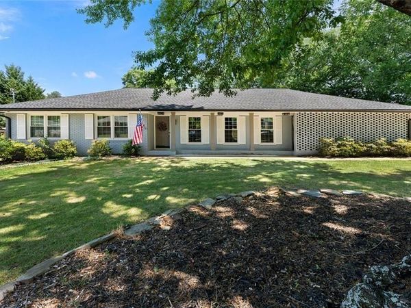 10 Davis Street , Cartersville, GA 30120