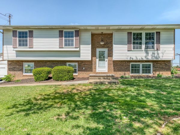 515 Hickory Hills Road, Church Hill, TN 37642