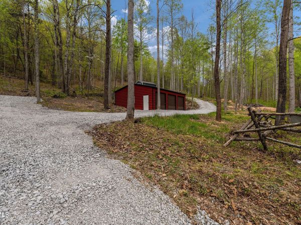 1485 Barrett Hollow Road, Rogersville, TN 37857