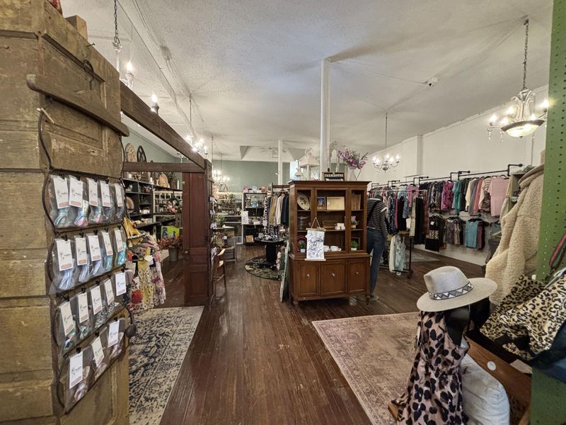 15 S Chillicothe Street, South Charleston, OH 45368 Photo 9