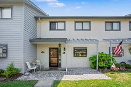 775 Plantation Dr.  photo 4