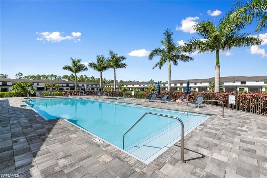 7576 Carnegie Way , Naples, FL 34119 Photo