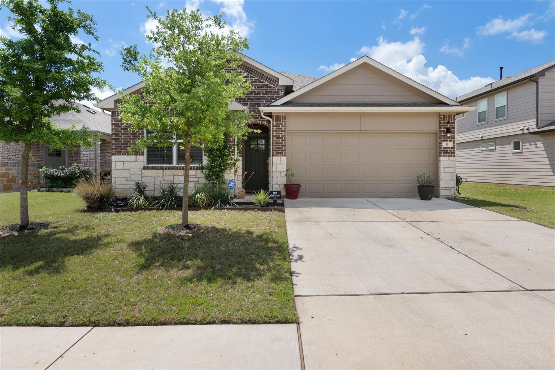 311 Rainmaker Ln, Bastrop, TX 78602 Main Photo