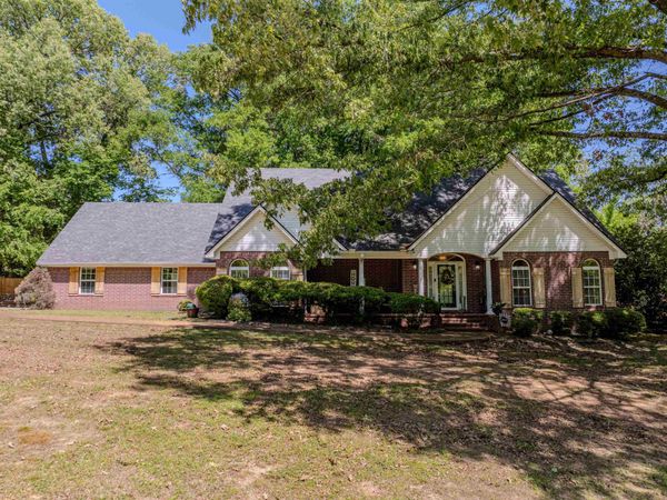 512 STAFFORD RD, Brighton, TN 38011