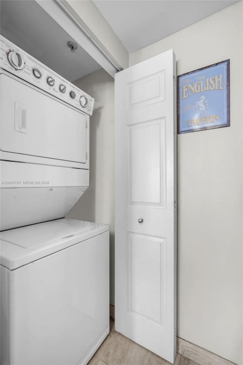 17125 N Bay Rd, Unit 3204, Sunny Isles Beach, FL 33160 Photo