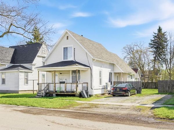 408 15th Street, Port Huron, MI 48060