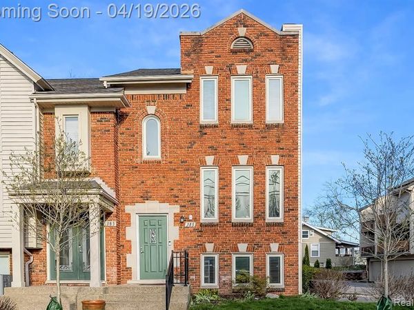 385 Hamilton Street, Plymouth, MI 48170