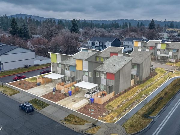 303 S Felts Rd , Spokane Valley, WA 99206