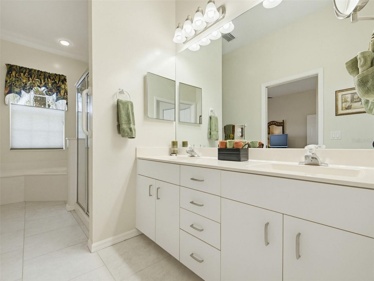 865 Tartan Drive , Unit 2, Venice, FL 34293 Photo