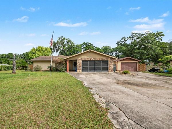 1225 GREENS DAIRY ROAD , DELAND, FL 32720