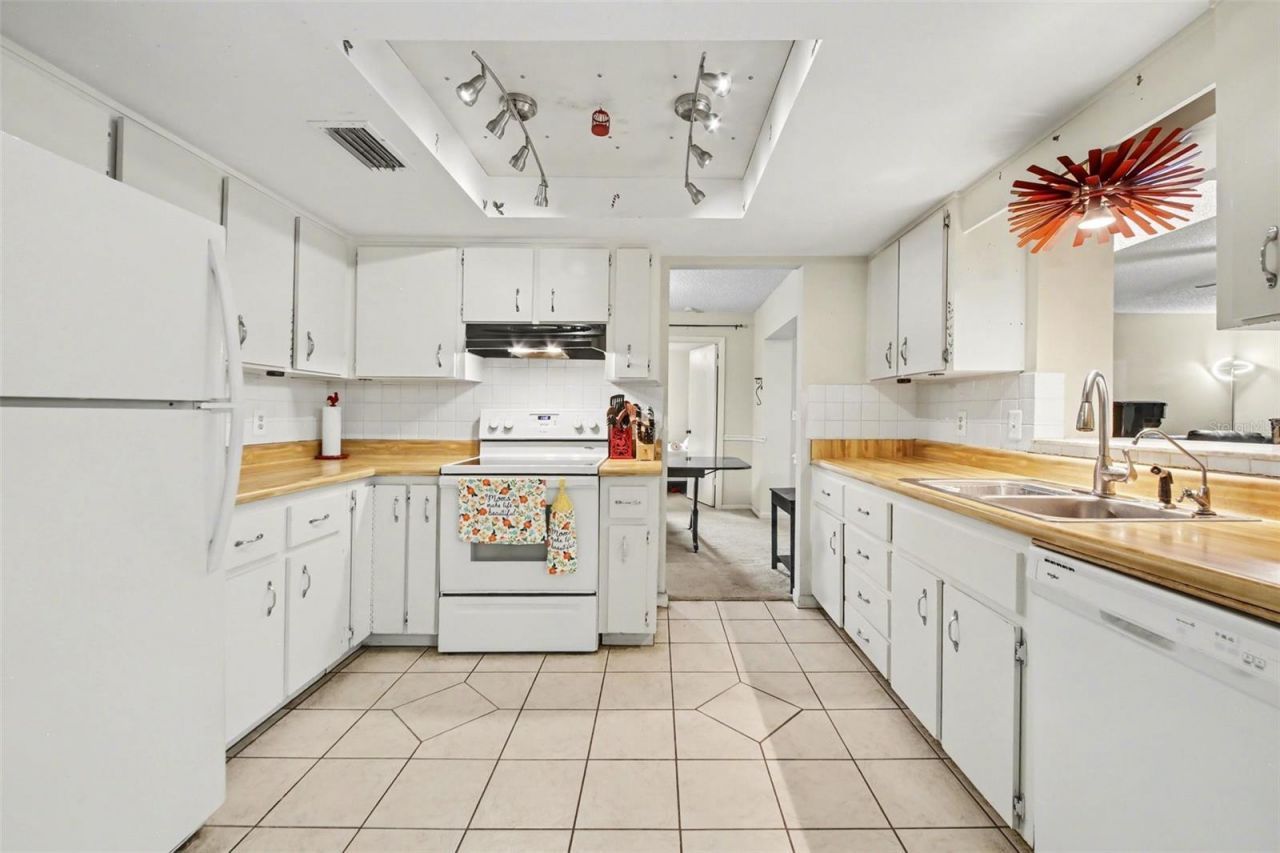 1225 Greens Dairy Road , Deland, FL 32720 Photo