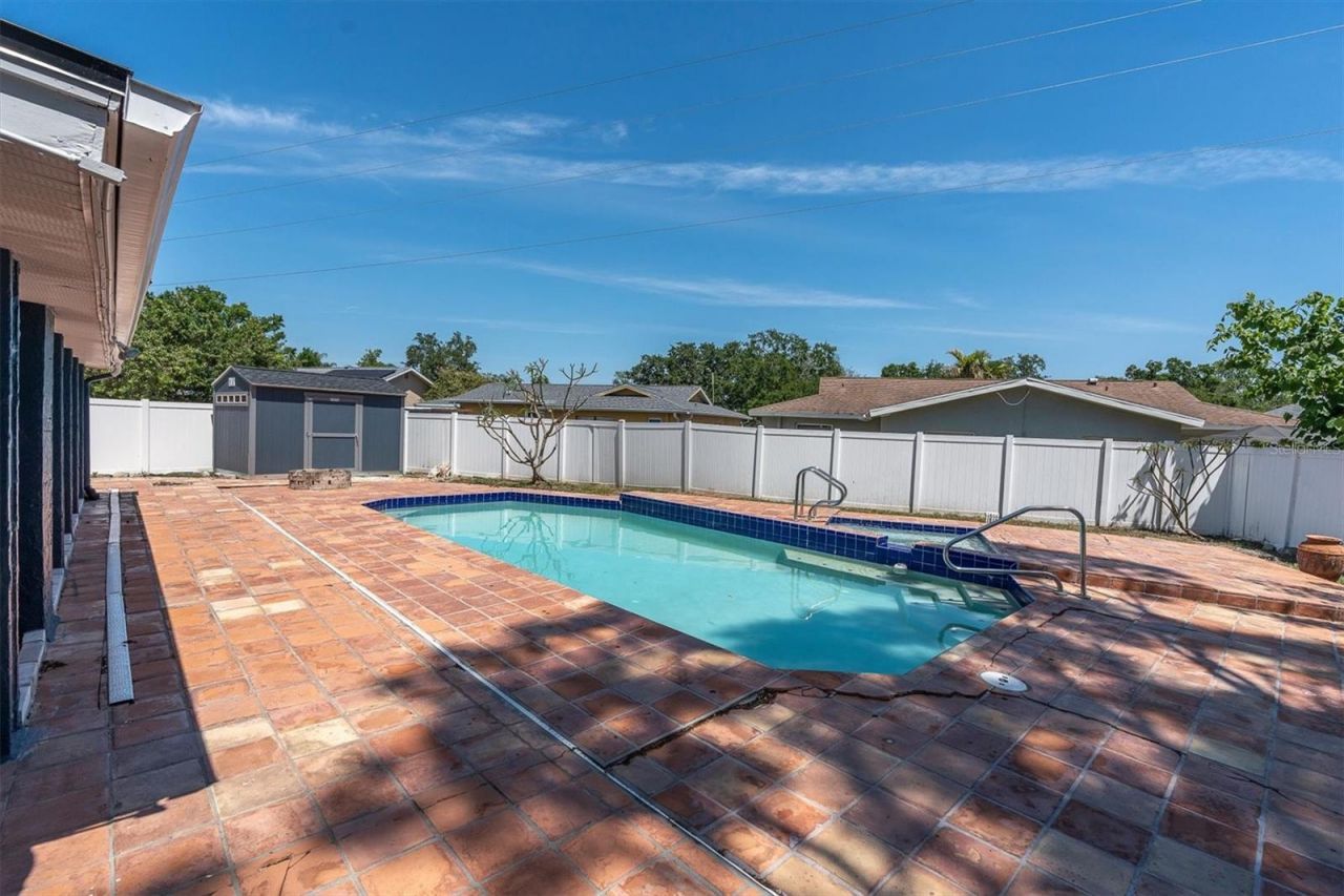 12101 74th Street , Largo, FL 33773 Photo