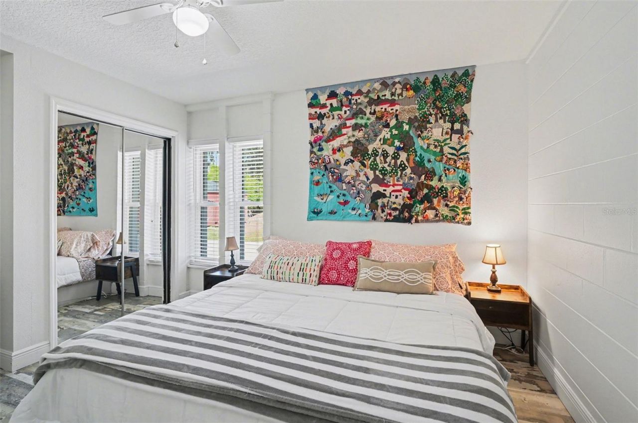 2207 Poinsettia Drive , Deland, FL 32724 Photo