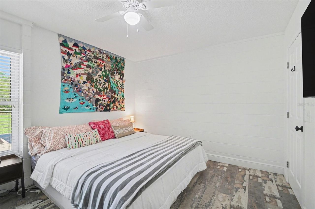 2207 Poinsettia Drive , Deland, FL 32724 Photo