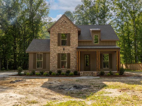 62 Firefly, Starkville, MS 39759