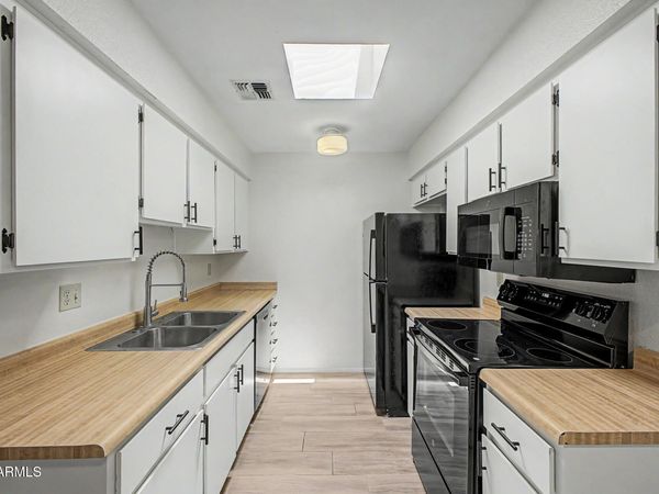 20236 N 6TH Drive, Unit 6, Phoenix, AZ 85027