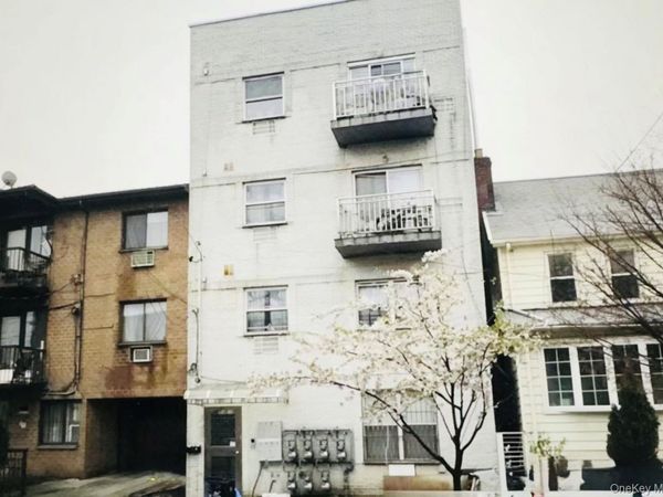 5212 102ND Street , Corona, NY 11368