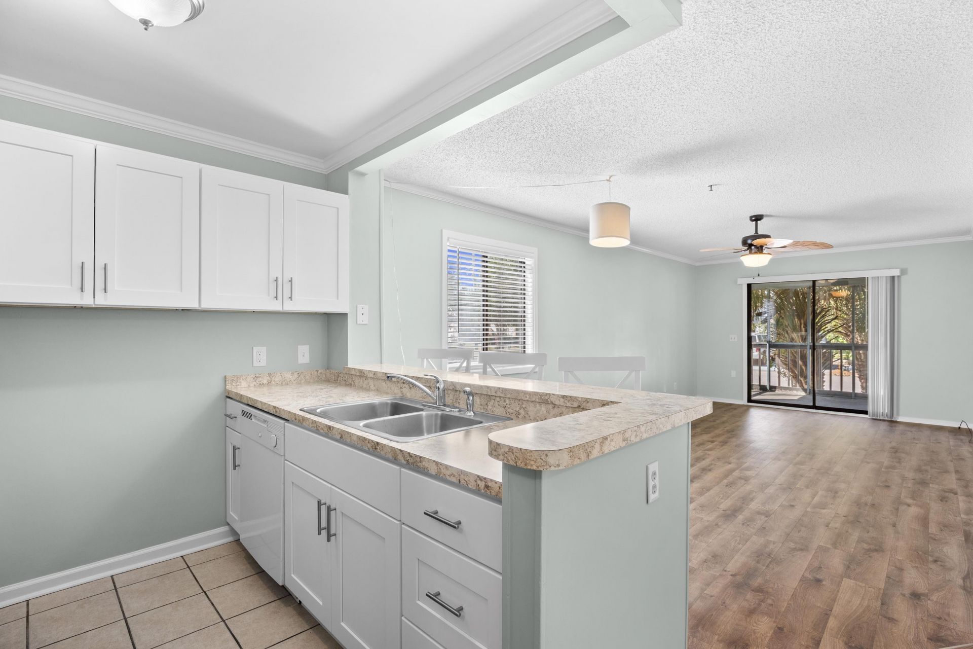 4015 Fairway Dr.  Photo 8