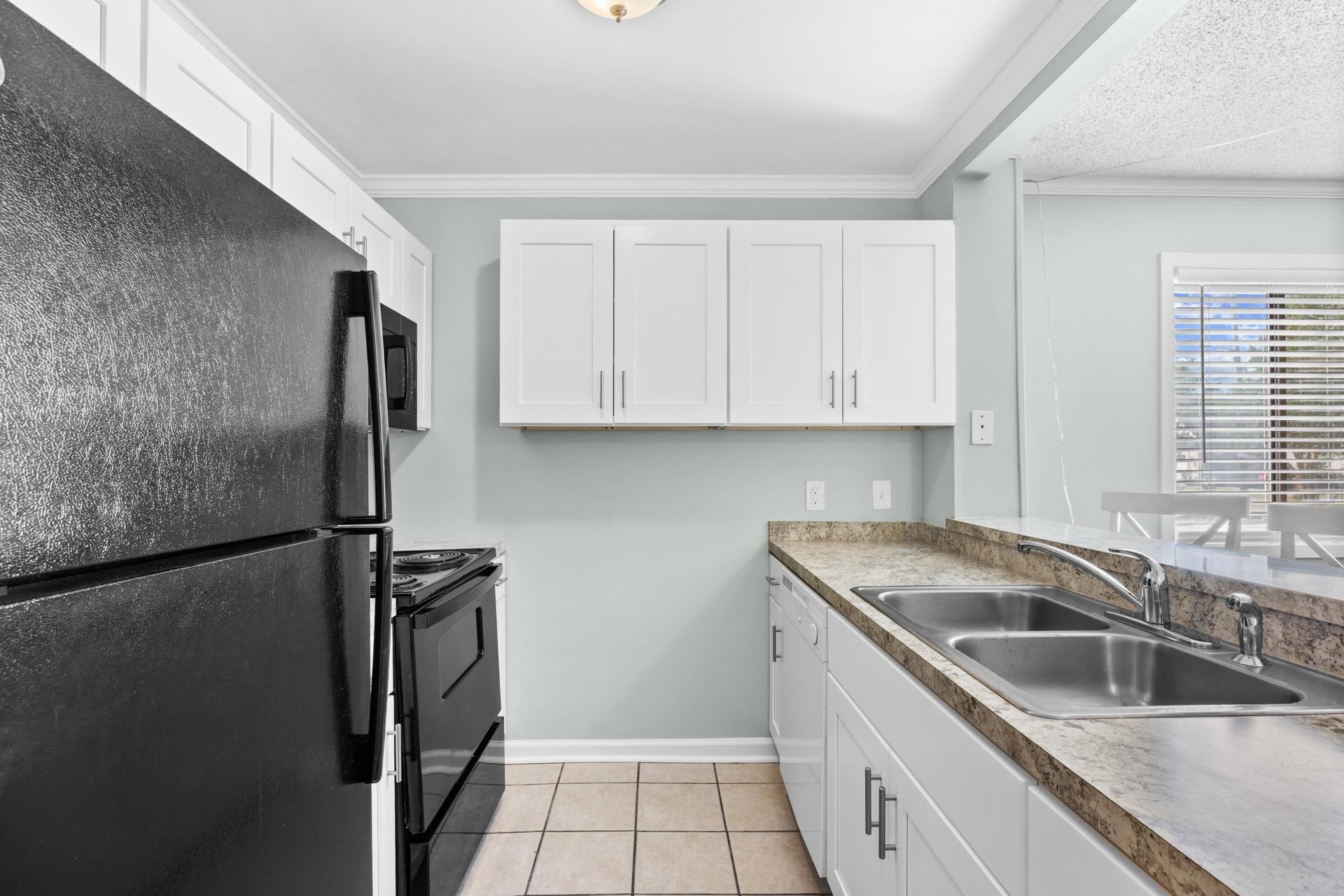 4015 Fairway Dr.  Photo 9
