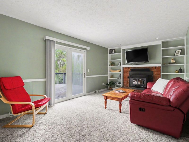 1599 Demorest Road, Columbus, OH 43228 Photo 12