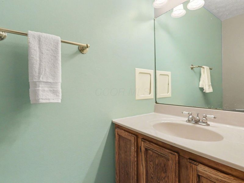 1599 Demorest Road, Columbus, OH 43228 Photo 14