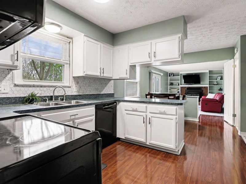 1599 Demorest Road, Columbus, OH 43228 Photo 8