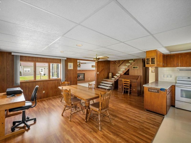 91 S Nancy Drive, Port Clinton, OH 43452 Photo 14