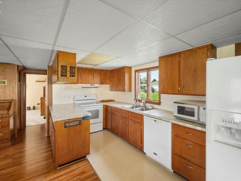 91 S Nancy Drive, Port Clinton, OH 43452 Photo 15