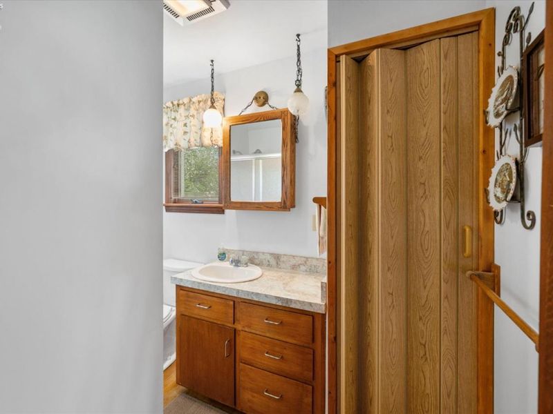 91 S Nancy Drive, Port Clinton, OH 43452 Photo 16