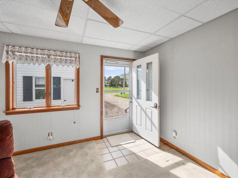 91 S Nancy Drive, Port Clinton, OH 43452 Photo 6