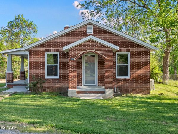 1430 Russell St, Morristown, TN 37813