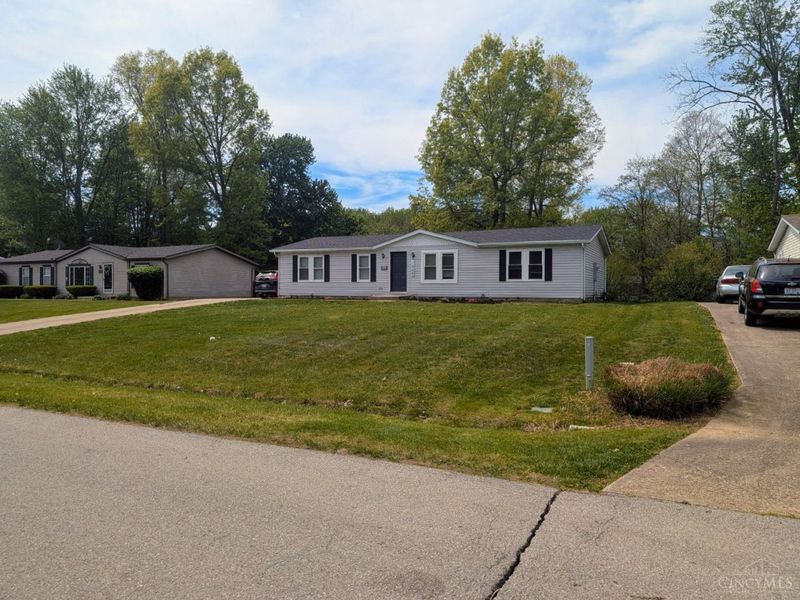 1560 Maryan Avenue, Amelia, OH 45102 Photo 2