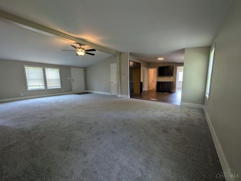 1560 Maryan Avenue, Amelia, OH 45102 Photo 4