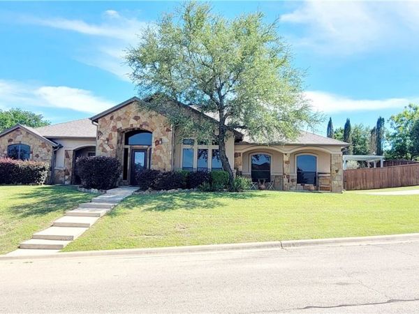 8001 Ridgeway Court, Nolanville, TX 76559