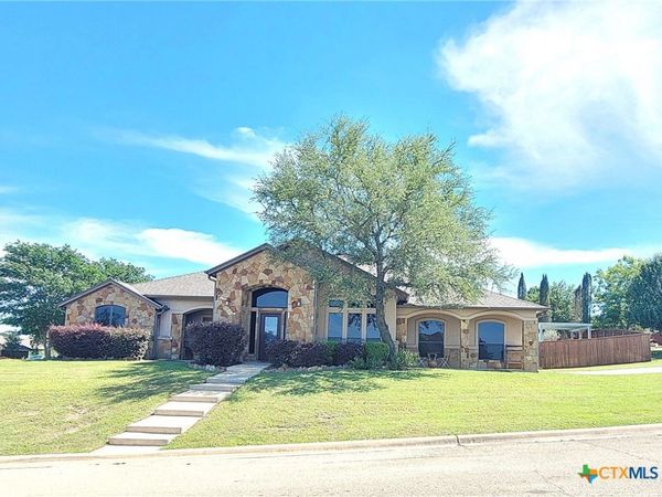 8001 Ridgeway Court, Nolanville, TX 76559
