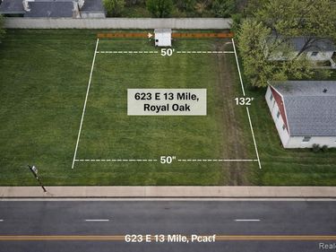 623 W 13 Mile Road , Royal Oak, MI 48073
