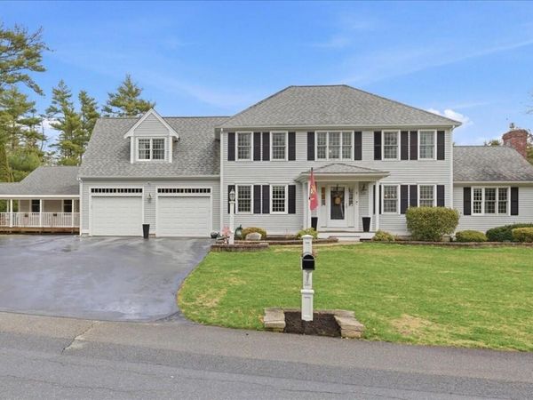 2 Commons Drive , Carver, MA 02330