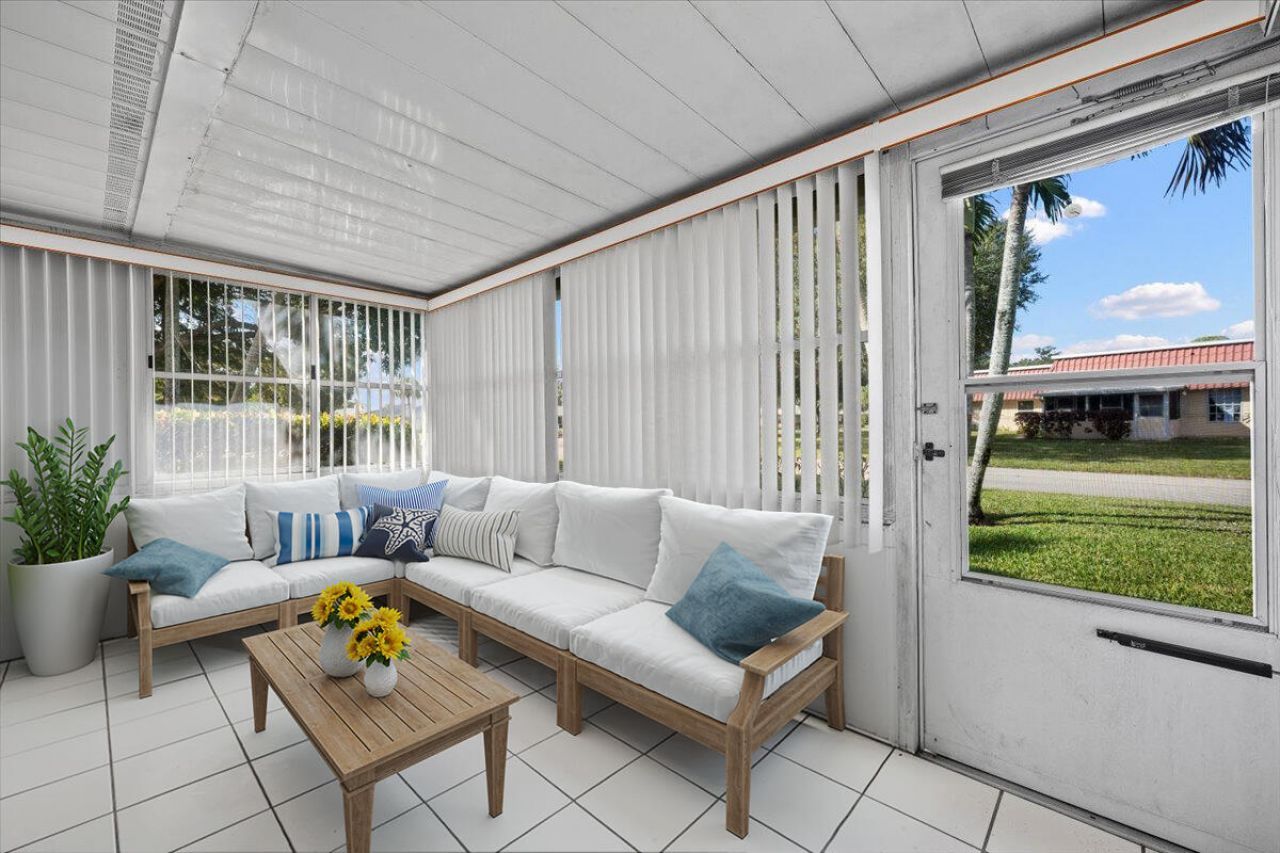 102 Amherst Lane, Greenacres, FL 33467 Photo