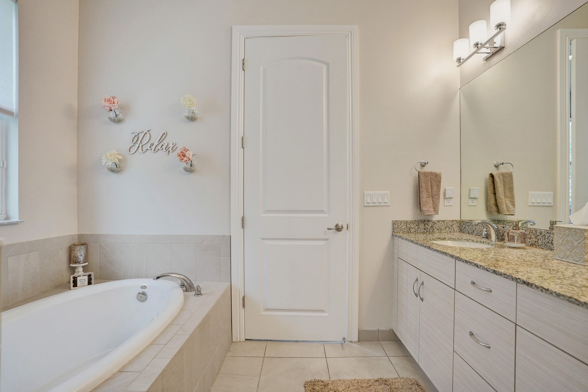 99 Palm Lane, Royal Palm Beach, FL 33411 Photo