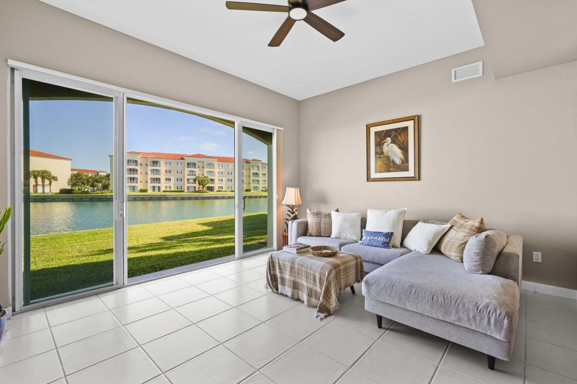16 W Harbour Isle Dr Drive W, Unit 106, Fort Pierce, FL 34949 Photo