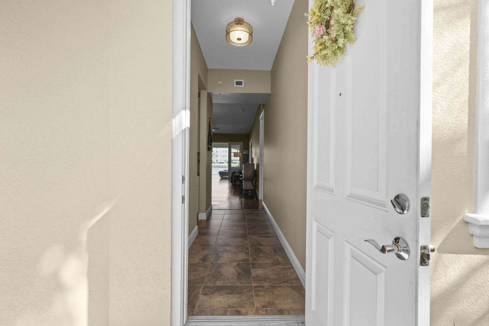 16 W Harbour Isle Dr Drive W, Unit 106, Fort Pierce, FL 34949 Photo