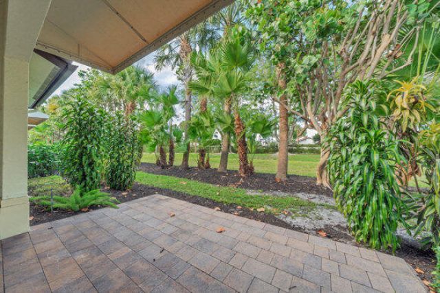 23008 Clear Echo Drive, Unit 11, Boca Raton, FL 33433 Photo