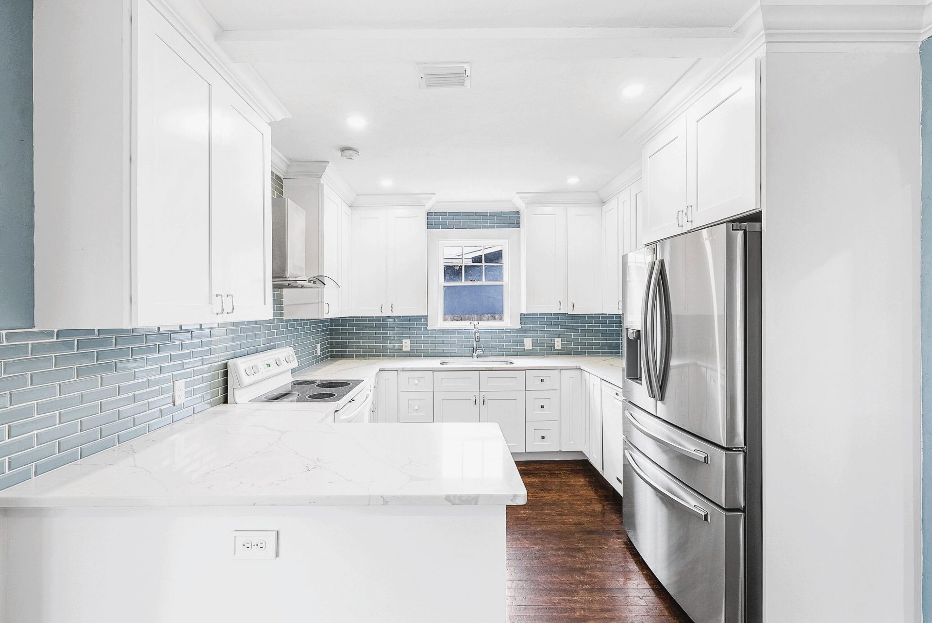 717 N Lakeside Drive, Lake Worth Beach, FL 33460 Photo