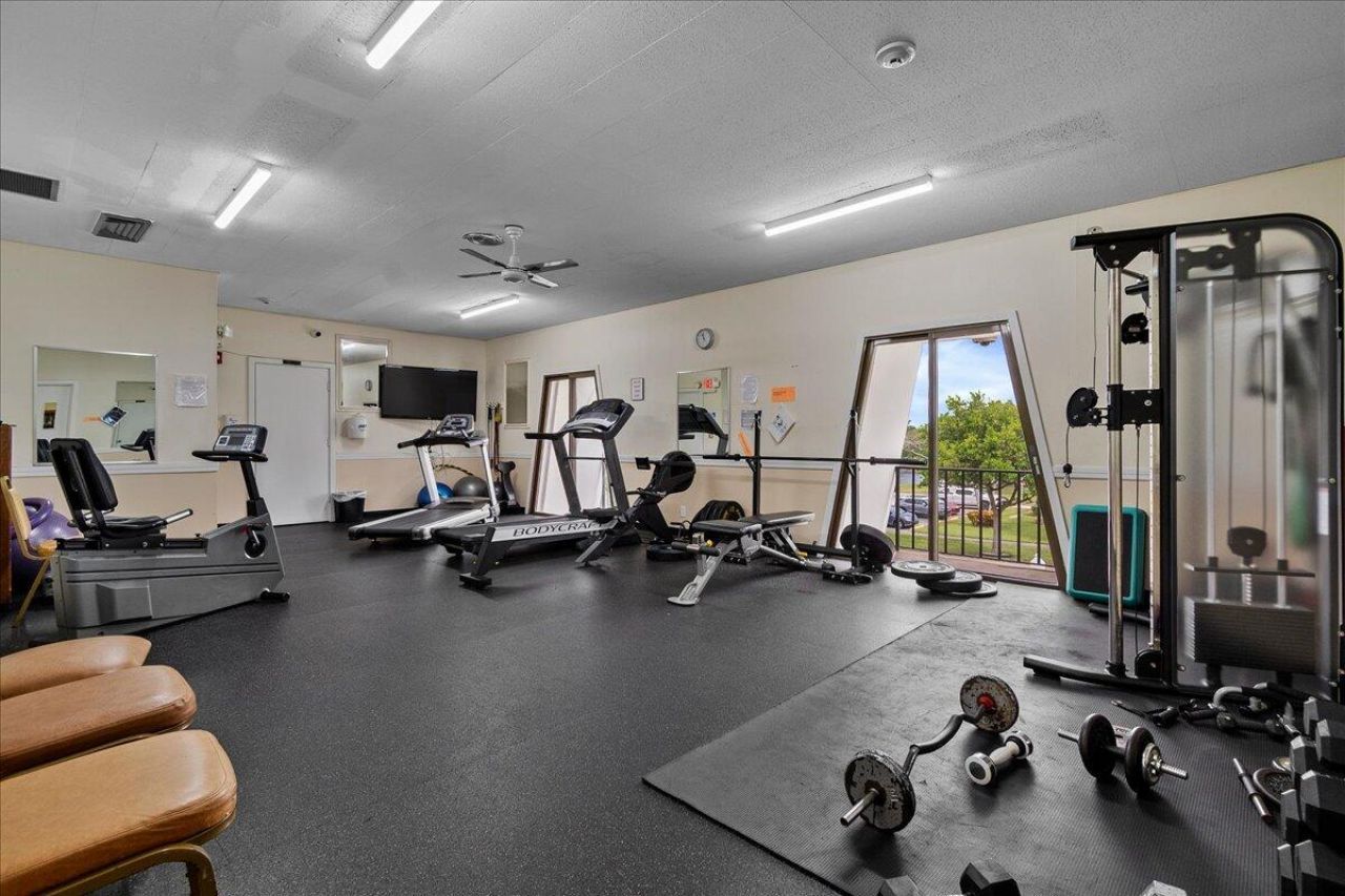 102 Amherst Lane, Greenacres, FL 33467 Photo