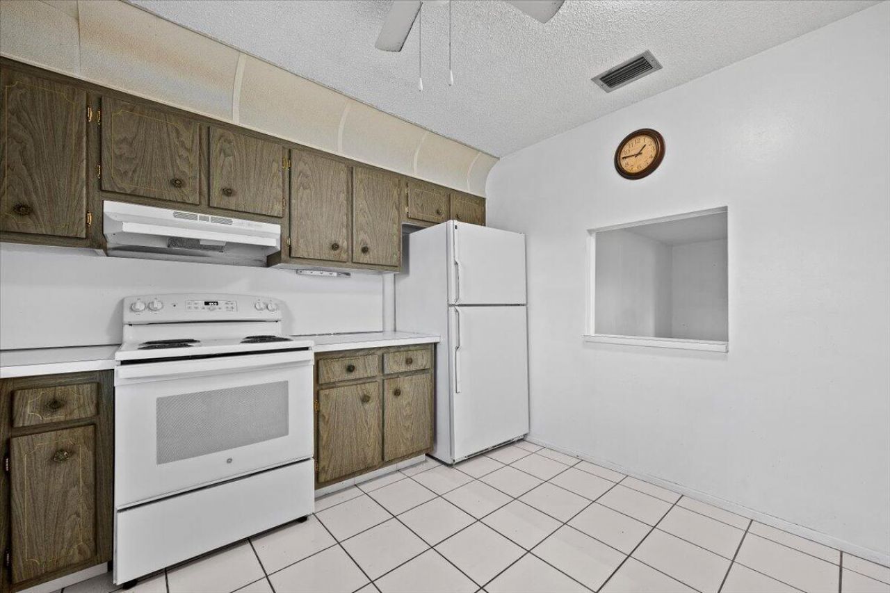 102 Amherst Lane, Greenacres, FL 33467 Photo