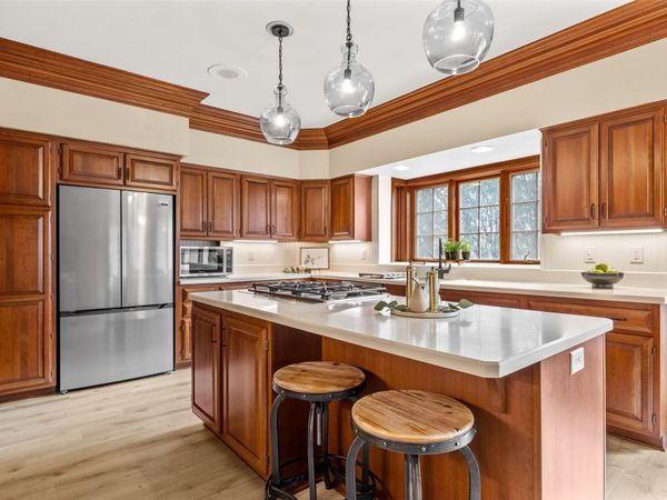 2010 Spoon Creek Ct SE , Cedar Rapids, IA 52403