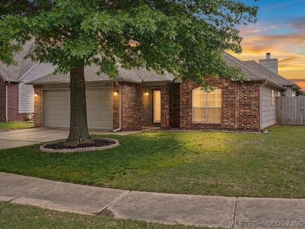 4845 W Dallas Street , Broken Arrow, OK 74012
