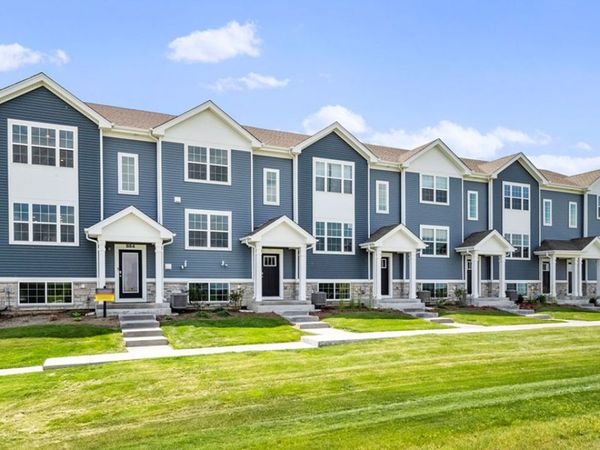 884 Briar Glen Court , Hampshire, IL 60140